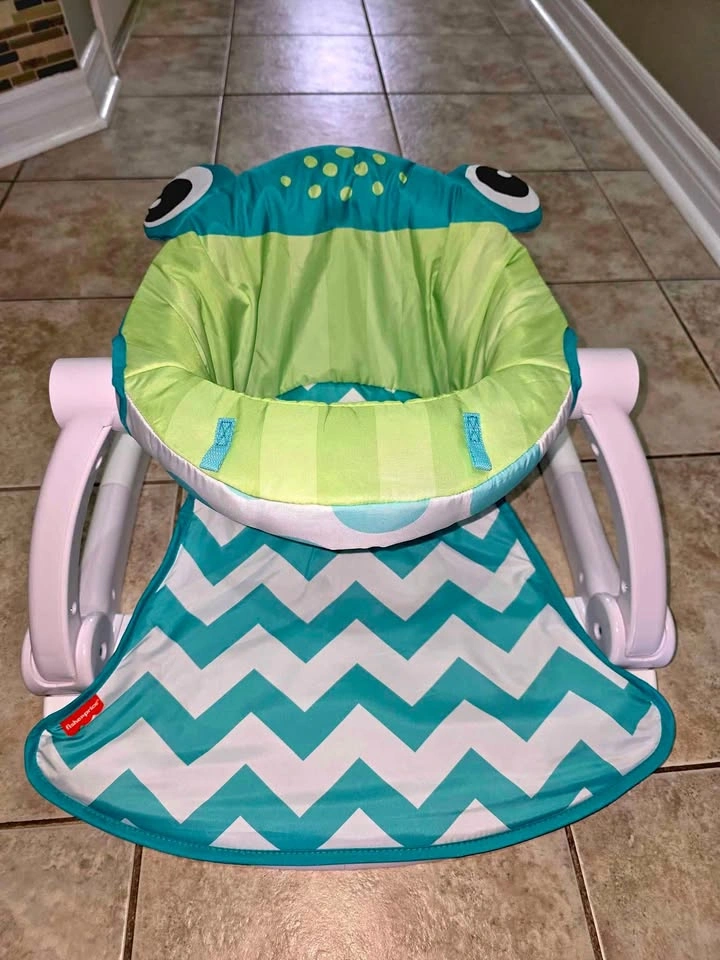 Fisher-Price Sit Me Up Floor Seat