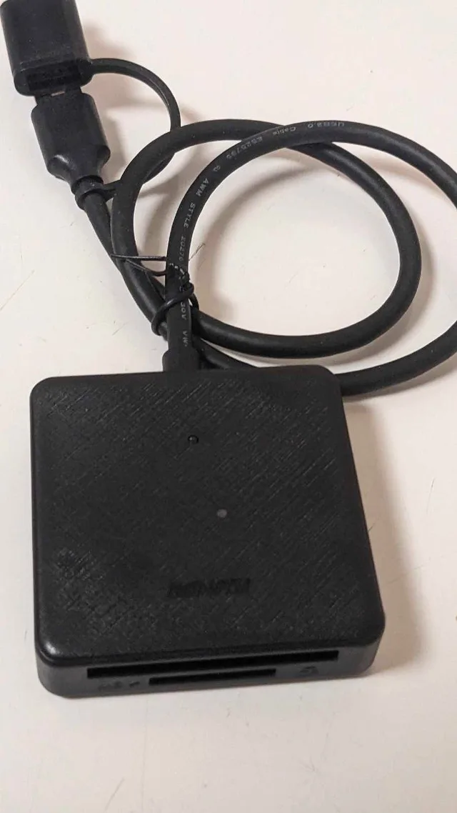 Benfei Card Reader image indicator(3)