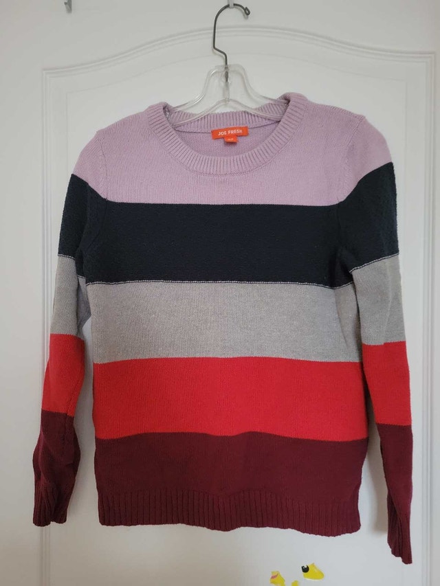 Joe Fresh Sweater - Size Medium