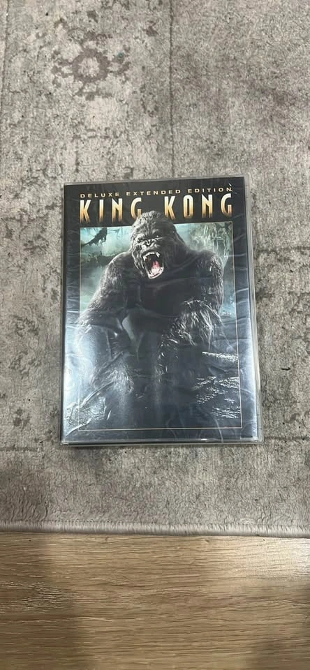 King Kong Deluxe Extended Edition DVD (3 Disc) - photo 2