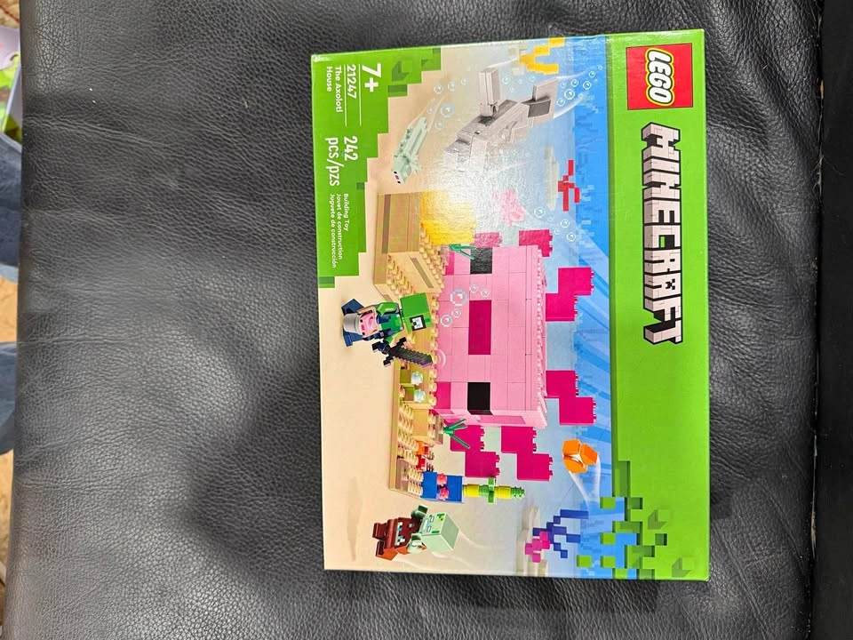 Lego Minecraft 21247 The Axolotl House