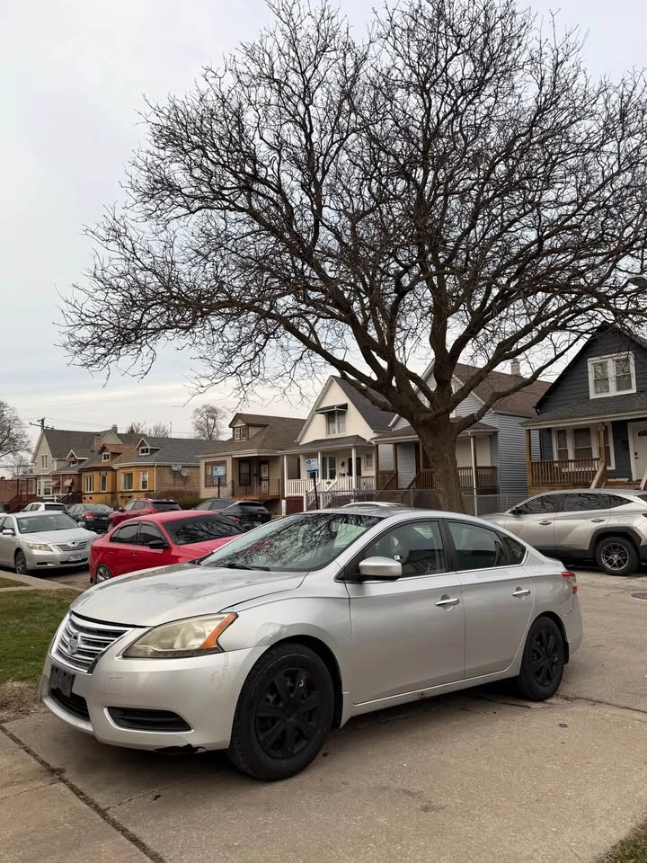 2015 Nissan Sentra · Sedan 4D - photo 4