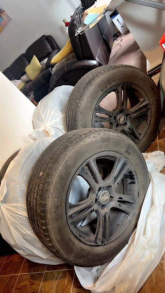 5 All Season Tires 245/60 R18