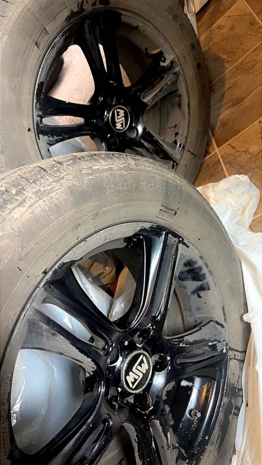 5 All Season Tires 245/60 R18 - photo 3