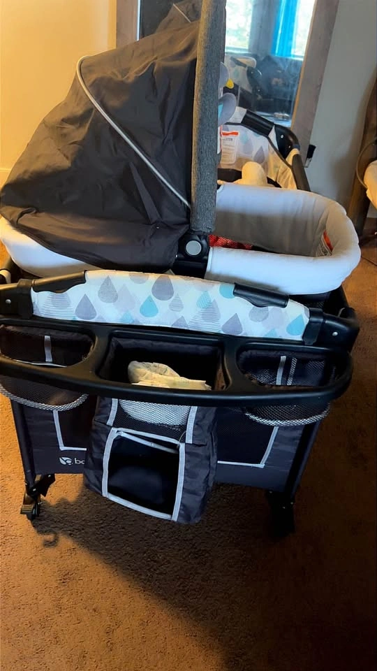 BabyTrend 2-Level Playard with Changer and Diaper Station - photo 2