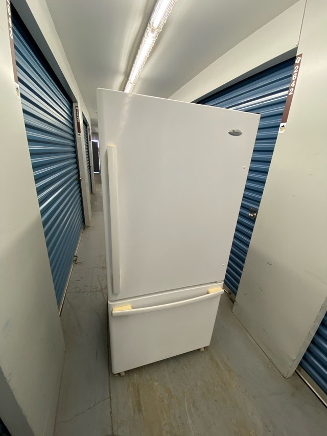 WHITE BOTTOM FREEZER FRIDGE