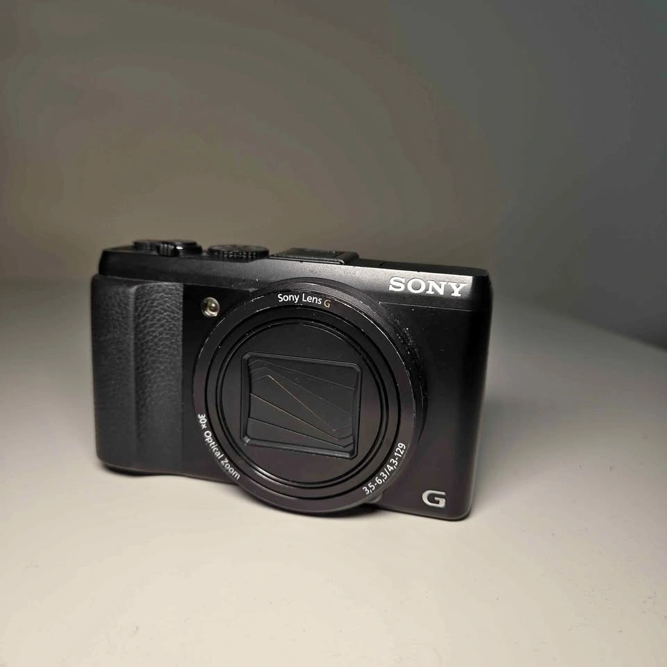 Sony Cyber-shot DSC-HX50V Digital Camera
