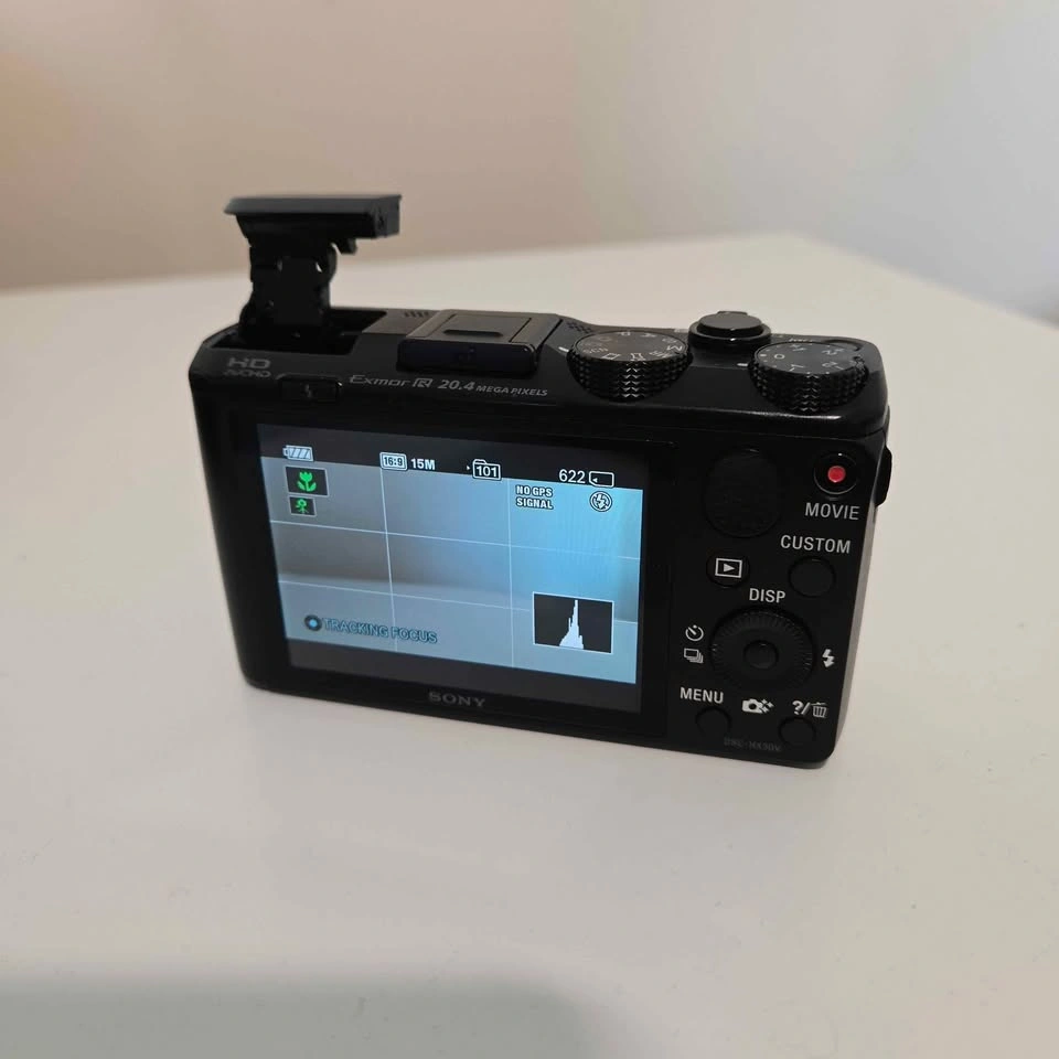 Sony Cyber-shot DSC-HX50V Digital Camera - photo 4