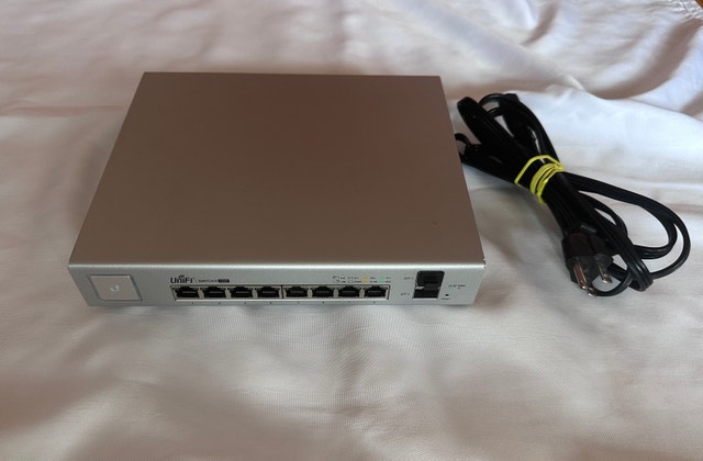 Unifi-Switch US-8-150W - photo 5