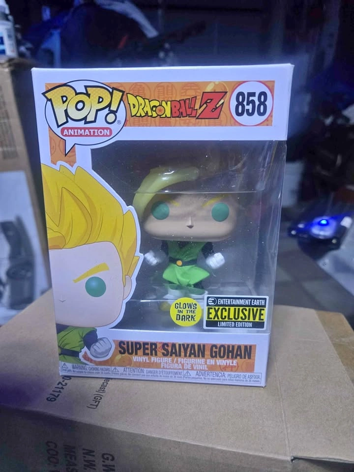 Funko Pop! Gohan GITD EE Exclusive #858