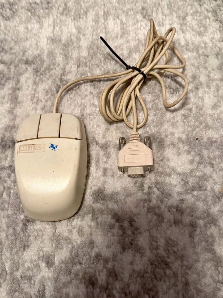 Vintage Mouse 9-Pin Beige White model 1249207