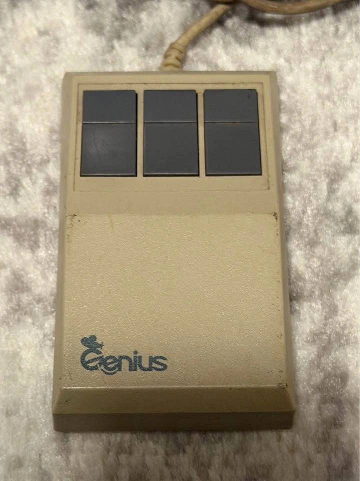 Vintage Genius Mouse Model Number GM-6 - photo 2