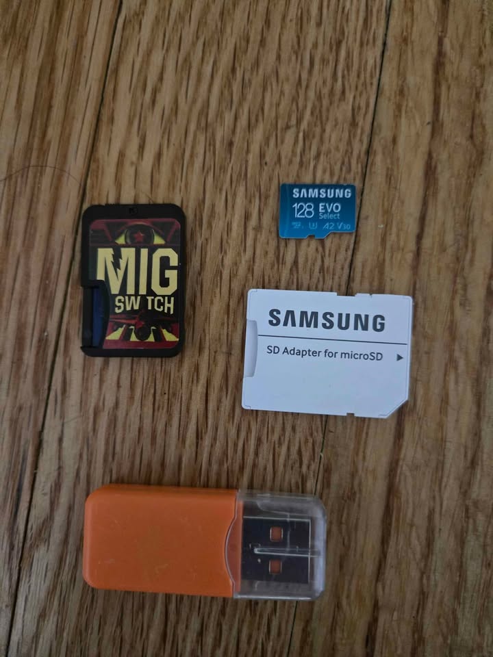 Nintendo switch with mig switch - photo 2