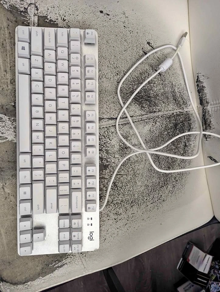 Logitech Keyboard