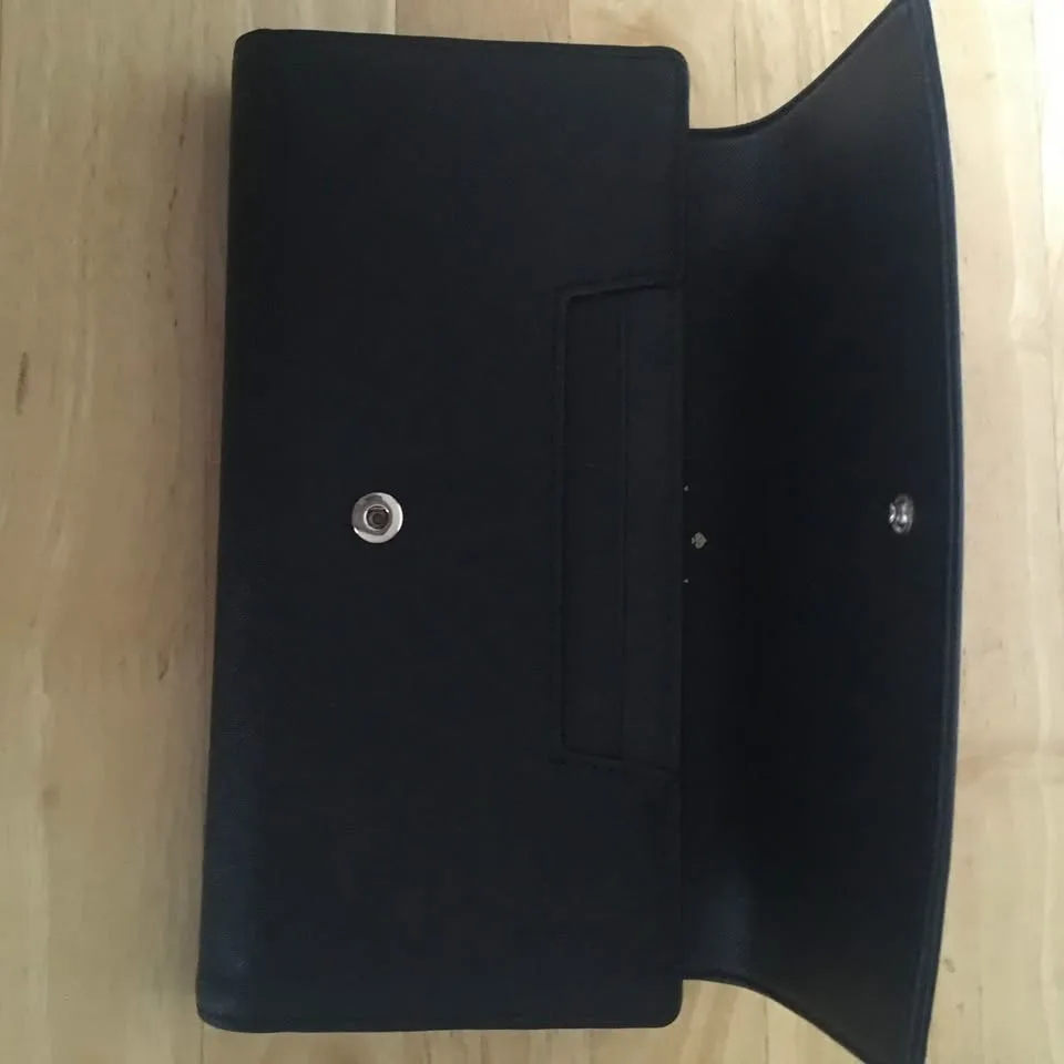 Kate Spade wallet/Clutch image indicator(7)