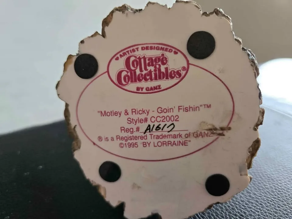 Cottage Collectibles by GANZ image indicator(6)