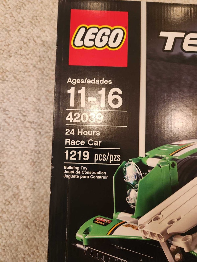 Lego Technic 42039 24 Hour Race Car - photo 4