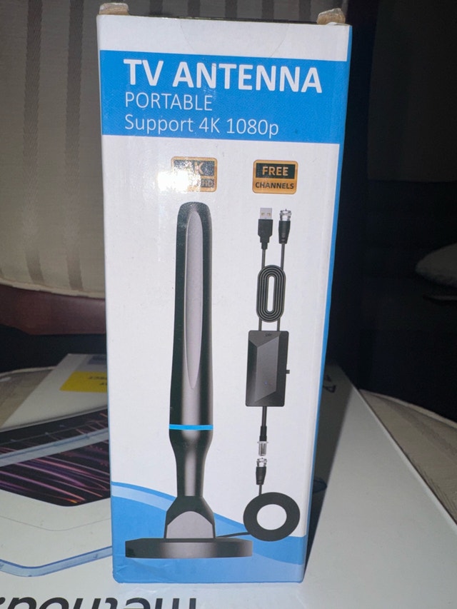 Portable Digital TV Antenna - 4K Ultra HD