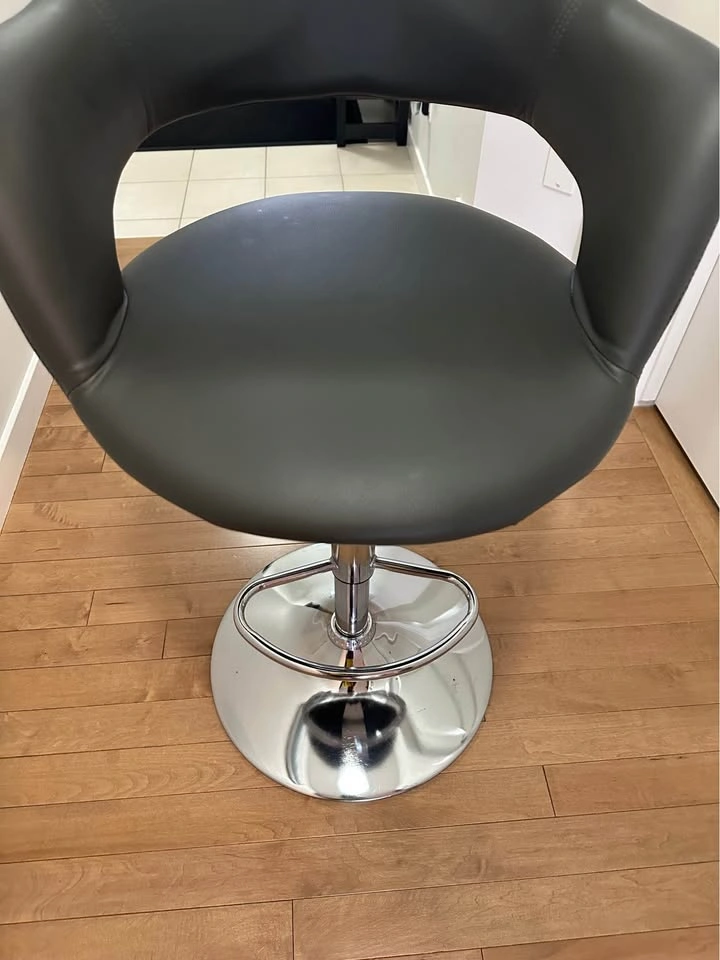 Pair of Grey Bar Stools – $180 - photo 4