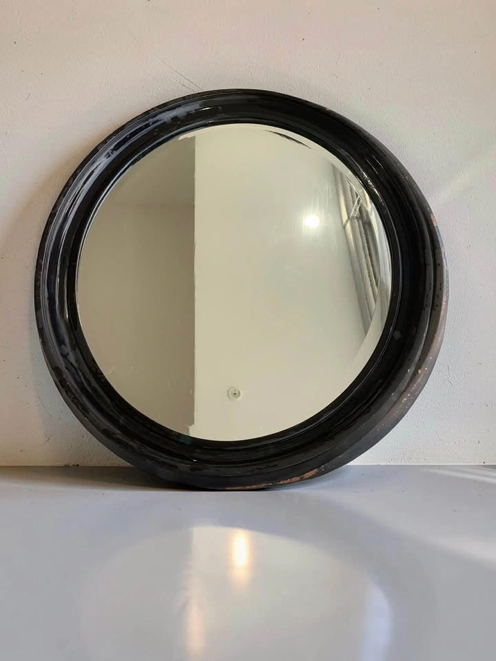 Stylish Oval Mirror with Dark Brown Frame - photo 5