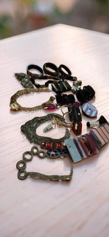 Colorful Button Earrings and Vintage Jewelry Lot (Number 1 Lot) - photo 2