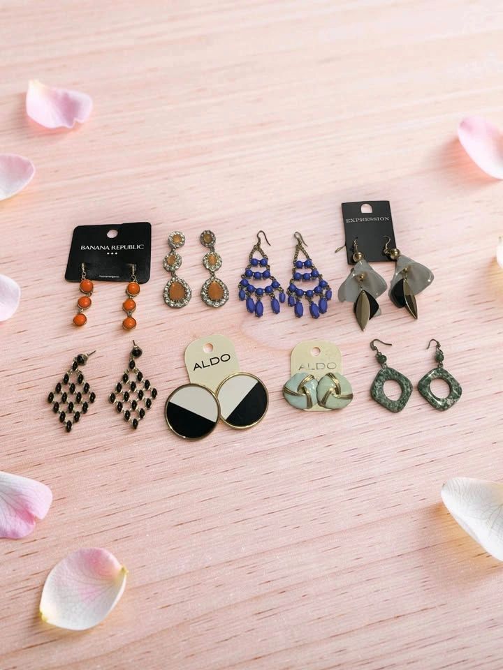 Colorful Button Earrings and Vintage Jewelry Lot (Number 1 Lot) - photo 5