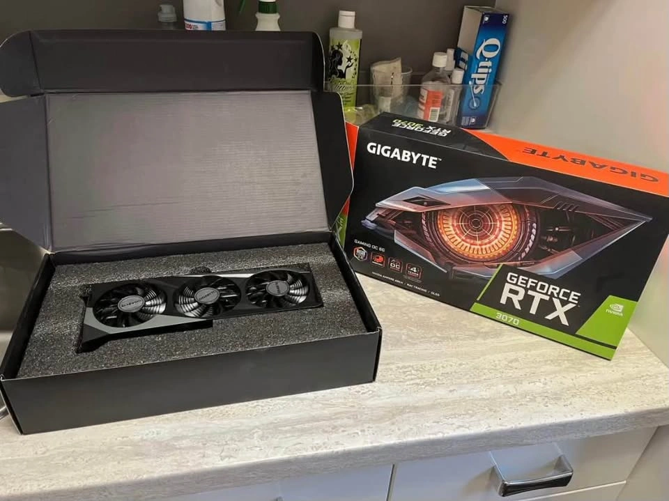 Gigabyte RTX 3070 Gaming OC – Excellent Condition - photo 2