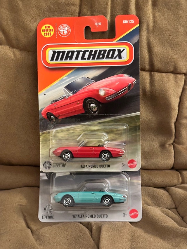 Matchbox Alfa Romeo Duetto lot