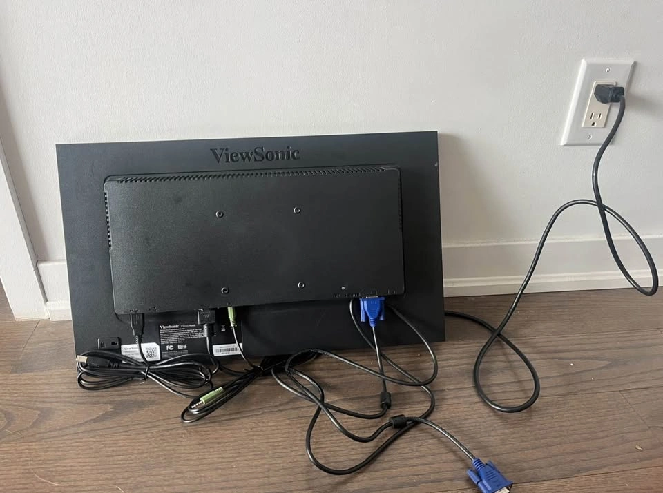 ViewSonic VG2239smh 22" Full HD Ergonomic Monitor - photo 2