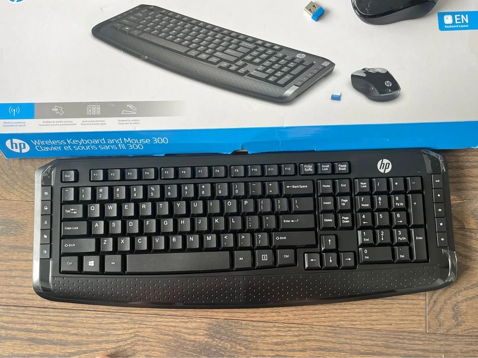 HP Wireless Keyboard and Mouse 300 - photo 3