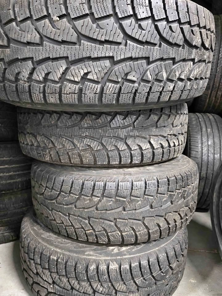 Hankook ipike 265/70R16 Snow Tires