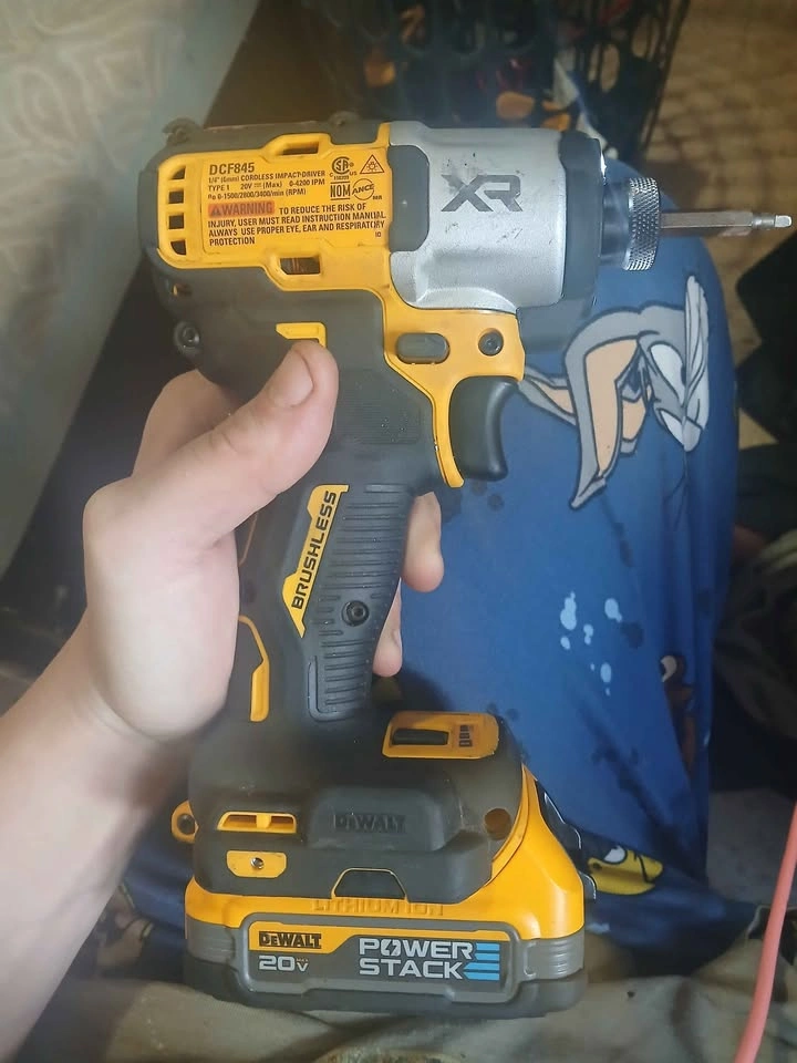 Dewalt XR and Power Stack Battery - photo 2