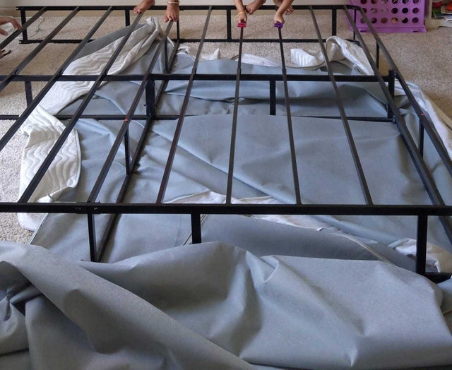 King size Bed Frame - Moving out sale - photo 3