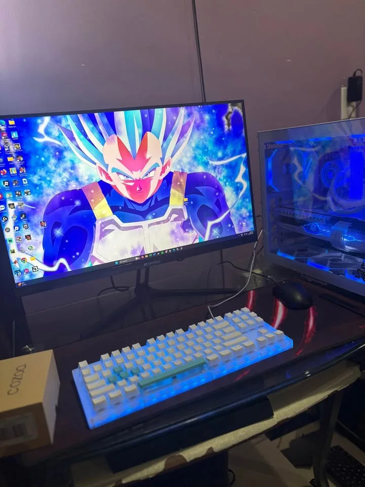 180hz 1440p monitor (brand new) image indicator(3)