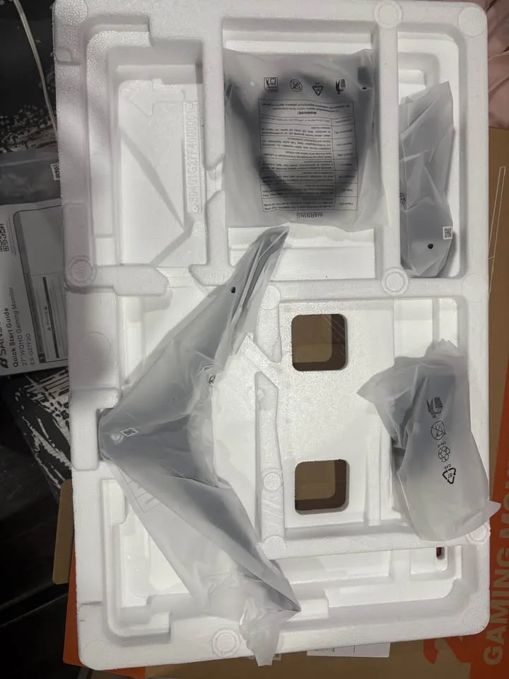 180hz 1440p monitor (brand new) image indicator(5)