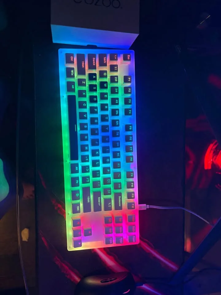 Womier K87 mechanical gaming keyboard (like new) +Extras image indicator(3)