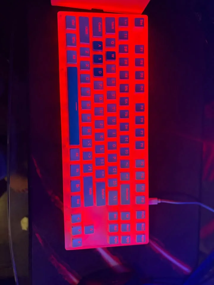 Womier K87 mechanical gaming keyboard (like new) +Extras image indicator(4)