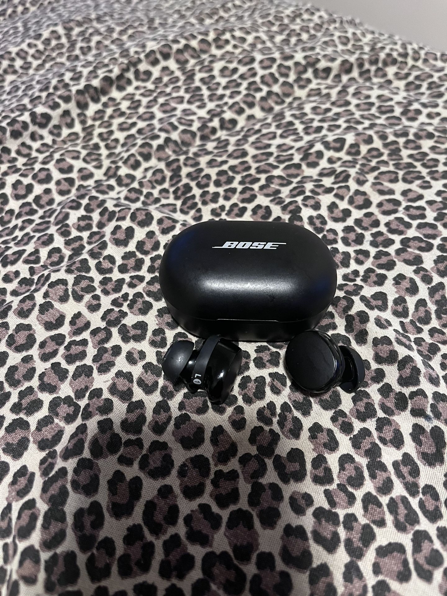 Bose QuietComfort Noise Cancellation Ear Buds
