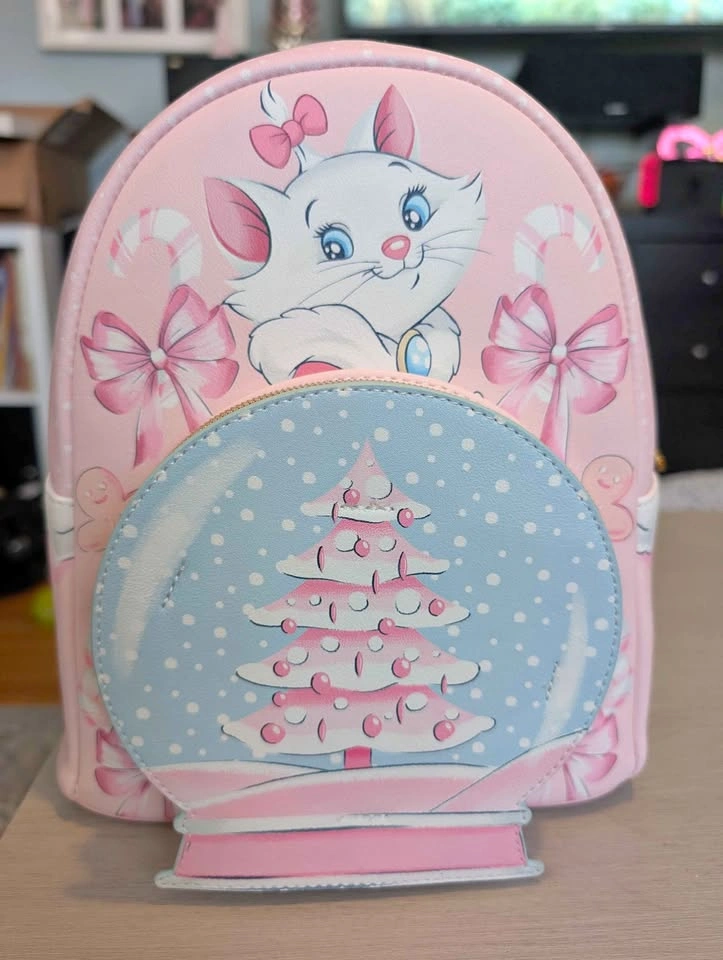 Disney Loungefly Backpack - Marie