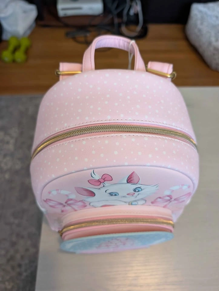 Disney Loungefly Backpack - Marie - photo 2