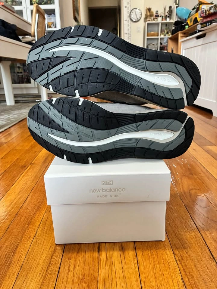 Kith 101 x New Balance 991V2 MiUK Moonrock - photo 4