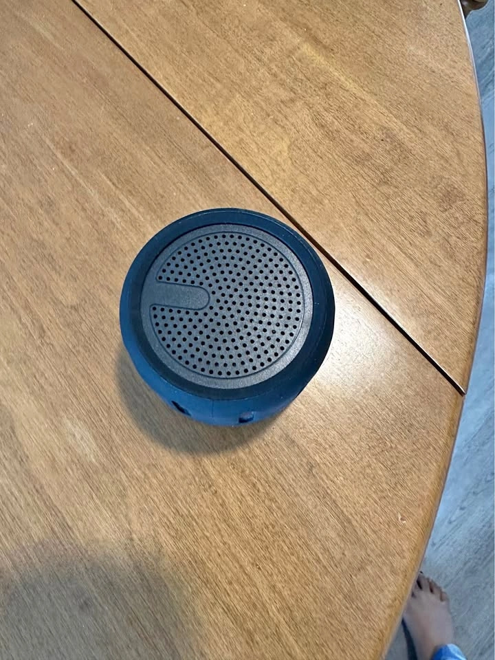 Motiongrey wireless colorful speaker