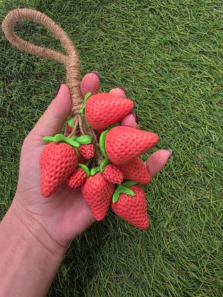 Strawberry 🍓 Soap on Rope Handmade - photo 2