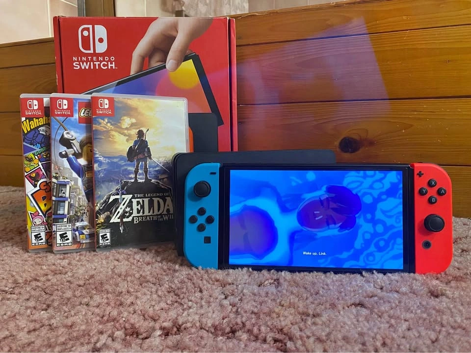 Nintendo Switch OLED w/ Zelda + Games – Complete Bundle