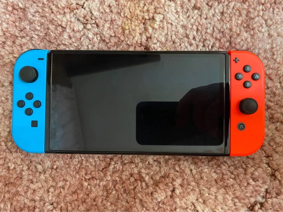 Nintendo Switch OLED w/ Zelda + Games – Complete Bundle - photo 3