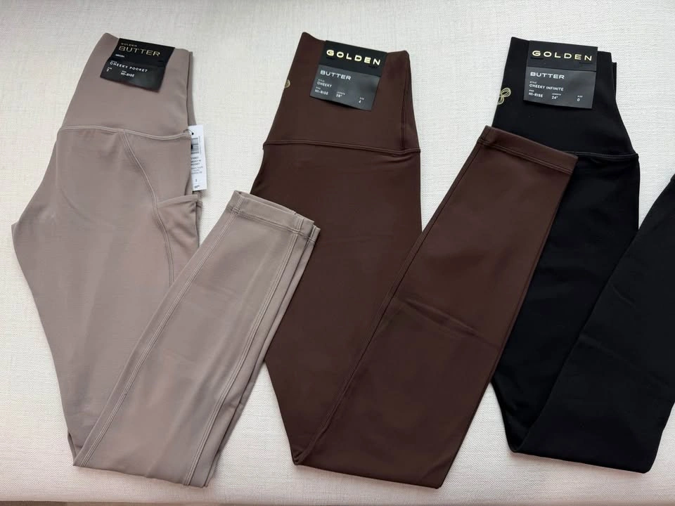 Aritzia Butter Cheeky Leggings Size 0, 2 NWT - photo 3
