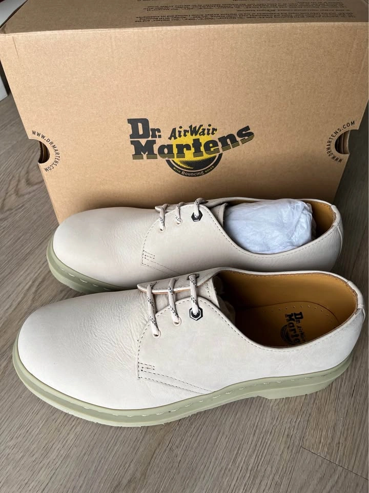 Men's Dr Martens 1461 Shoes - Size 8