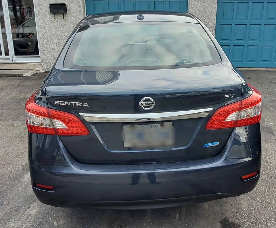 2014 Nissan Sentra SV - 147k km - Winter & Summer Tires - photo 2