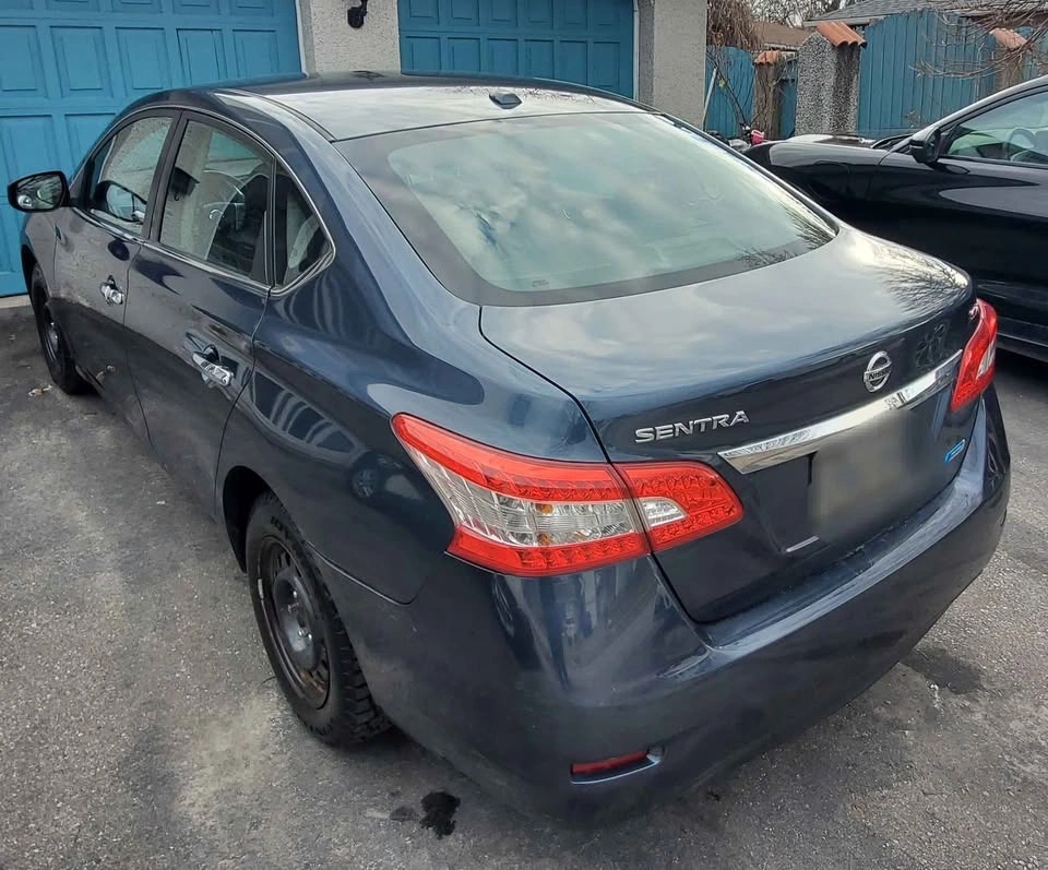 2014 Nissan Sentra SV - 147k km - Winter & Summer Tires - photo 3