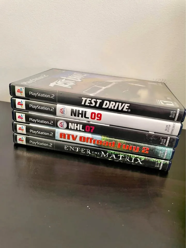 PlayStation 2 Games lot thumbnail